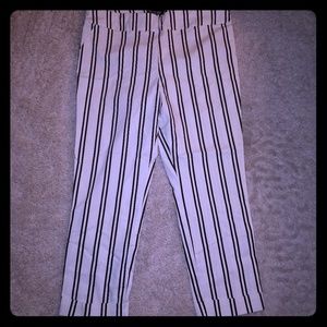 *NEW* Pull-on striped Capri dress pants